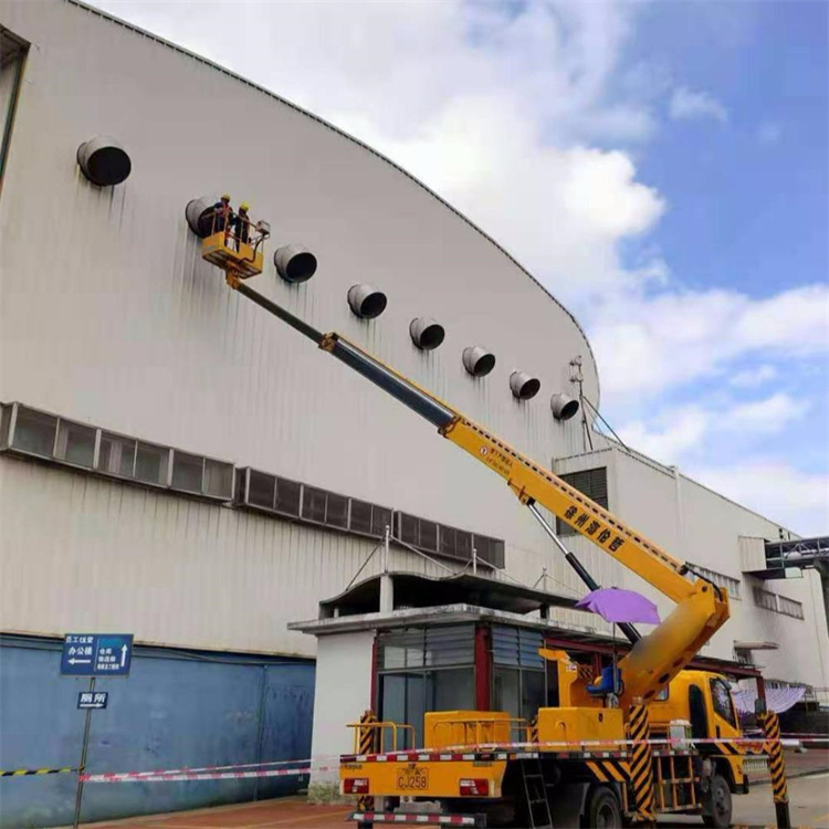 禹州高空作业车出租服务：专业广告牌安装解决方案